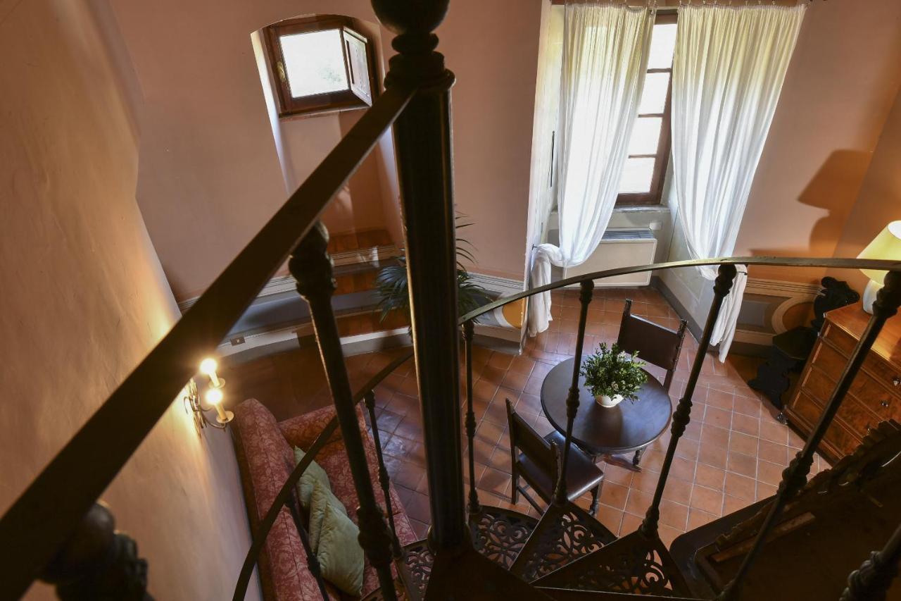 Castello Costaguti Hotel Roccalvecce Bagian luar foto
