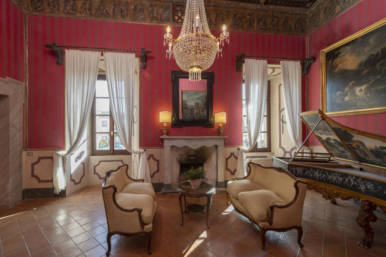 Castello Costaguti Hotel Roccalvecce Bagian luar foto
