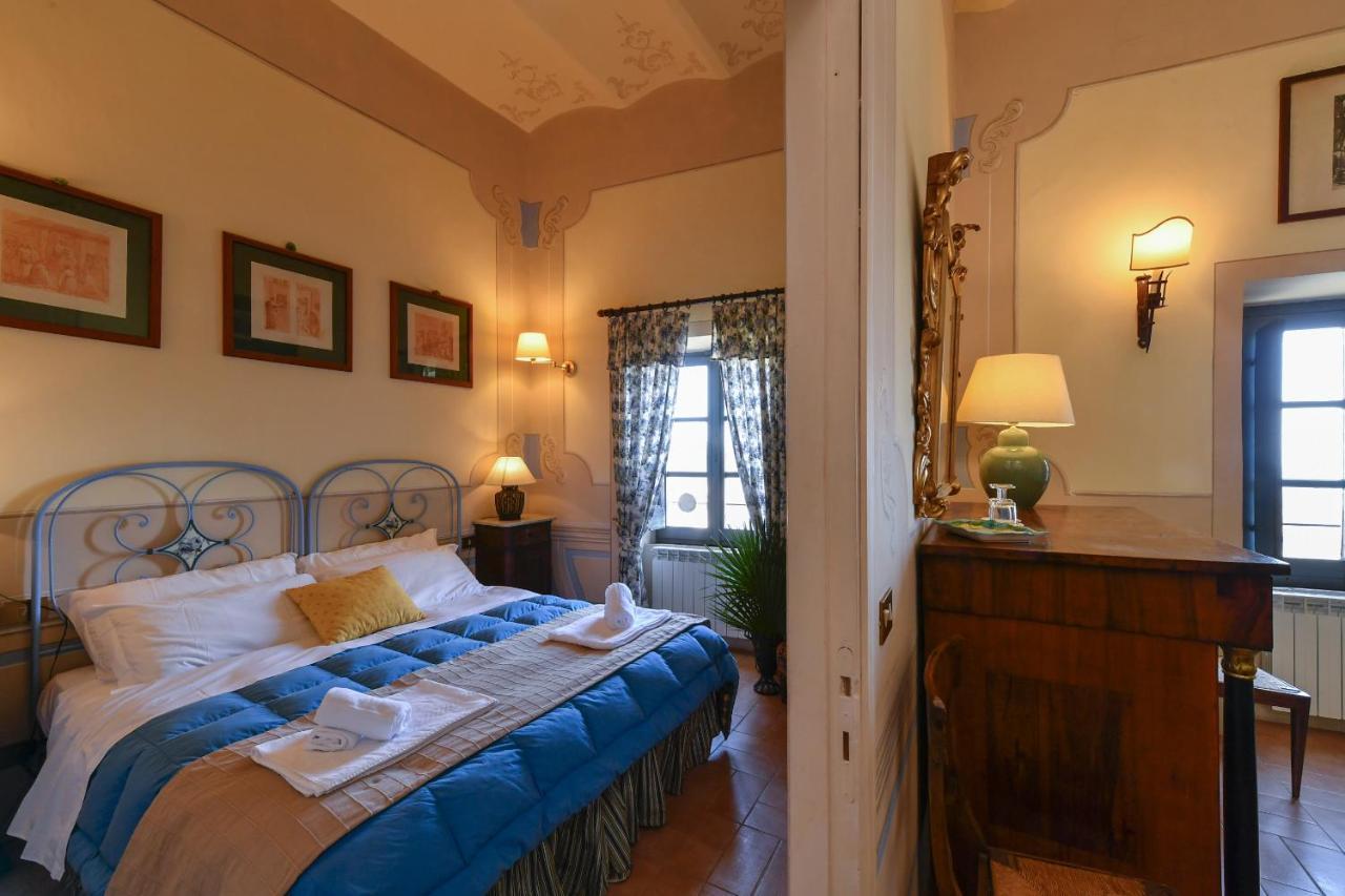 Castello Costaguti Hotel Roccalvecce Bagian luar foto