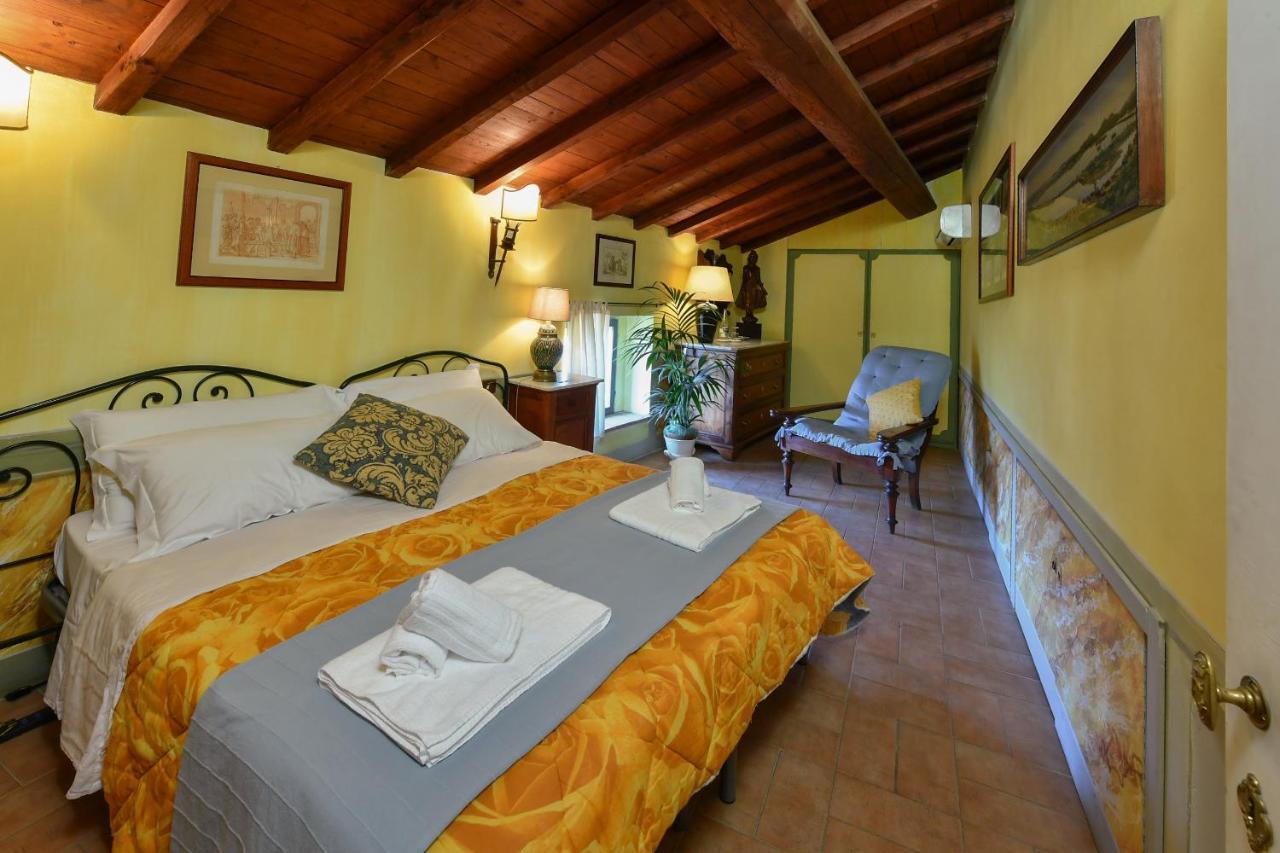 Castello Costaguti Hotel Roccalvecce Bagian luar foto